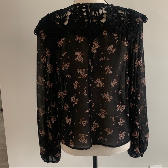 1. State - Floral Top - NWT - Picture 6 of 15